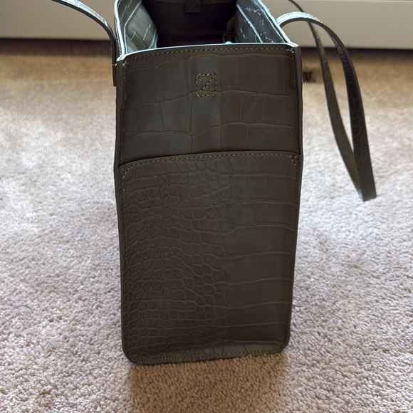 Beis Work Tote - Picture 7 of 9